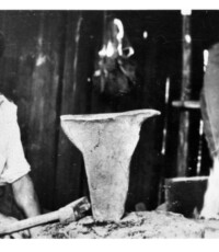 1971-Gustek Mirga w kuźni, Cz. Góra, f. A. Bartosz_09